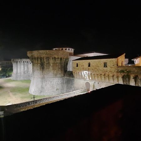 Opera Apartment Sarzana Exterior photo